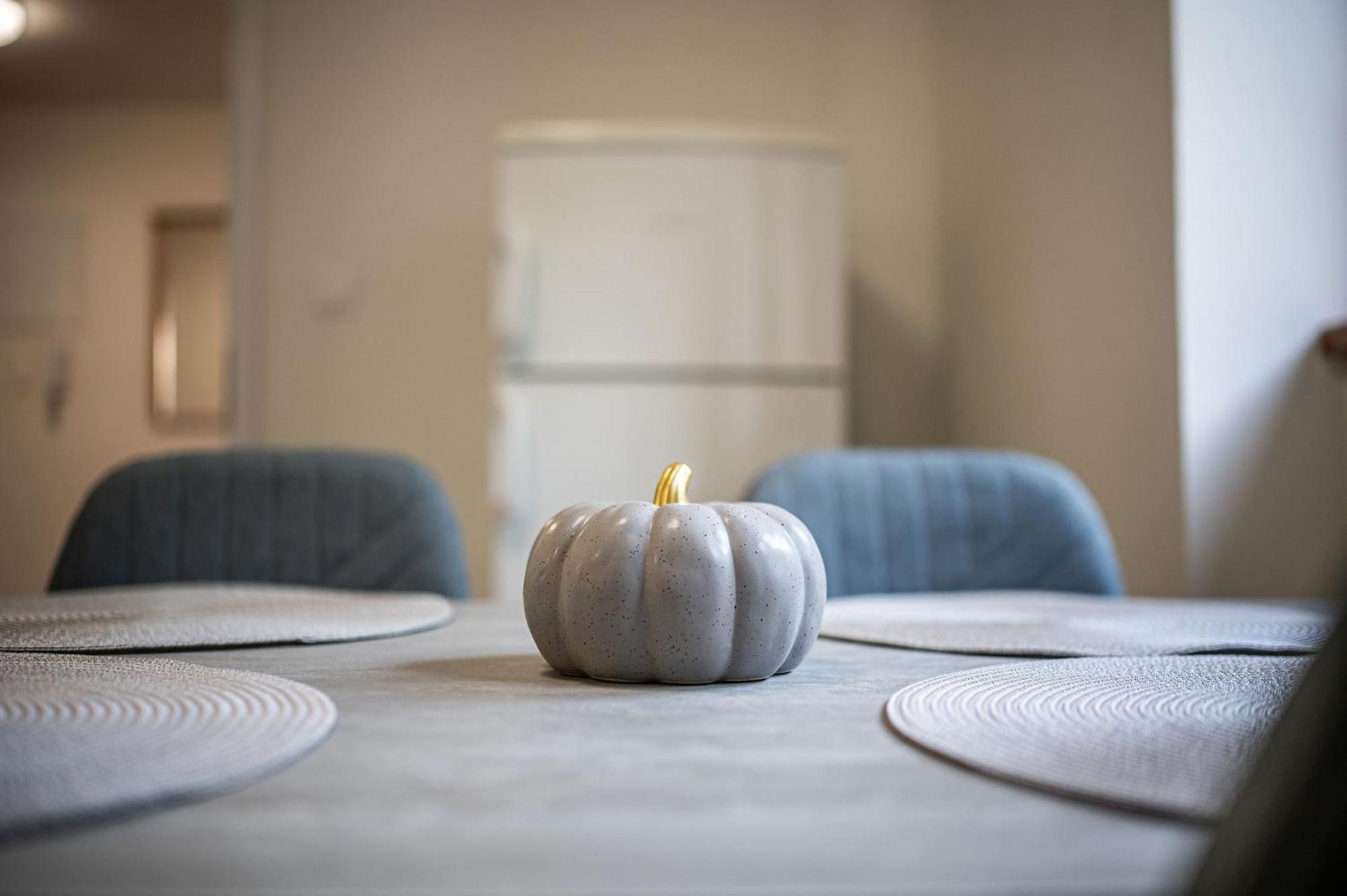 Nitra Castle Suite - Modern Elegance & Serenity Exterior photo